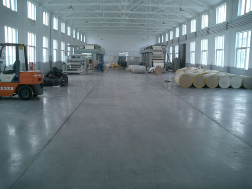 �D����˾һ�� �c���ɷŴ�