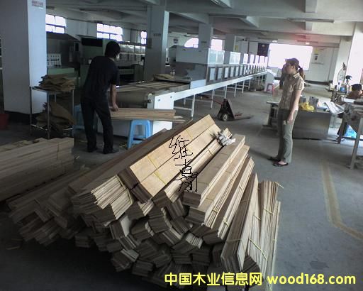 �c���鿴΢���ͺϵذ�����O��Ŵ�DƬ