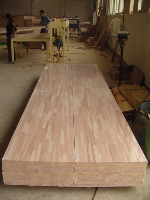 red cedar FJL��Ԕ����B