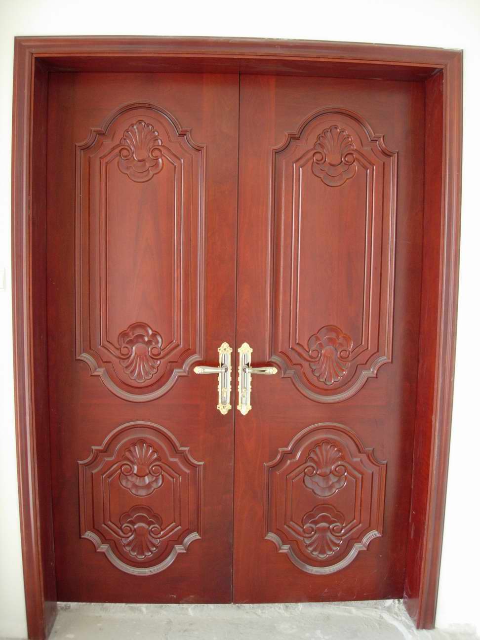 �c���鿴������ľ�T�Ŵ�DƬ