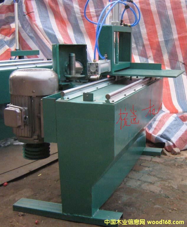 ���X�C��Ԕ����B