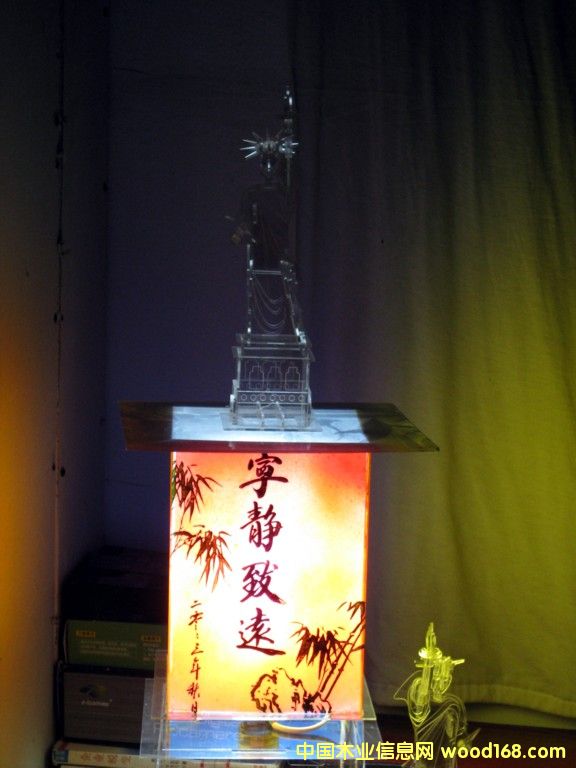 �c���鿴��ˇ�_���Ŵ�DƬ