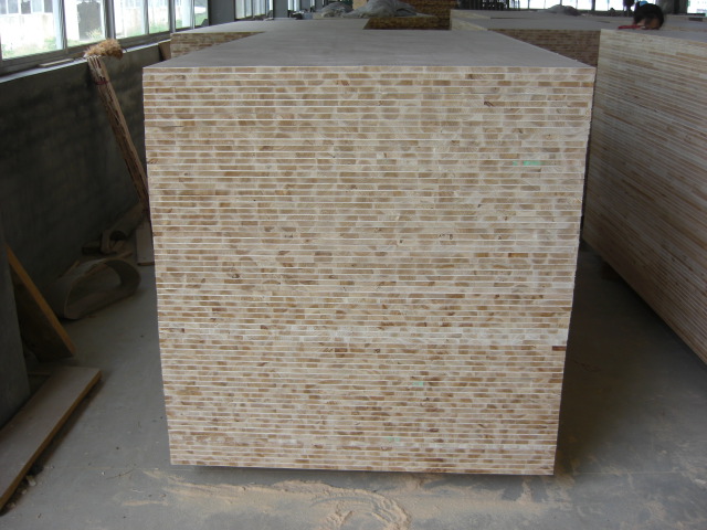 A����(x��)ľ�����Ԕ��(x��)��B