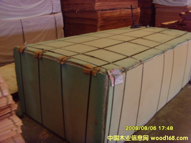 �c���鿴�aƷ���b�Ŵ�DƬ