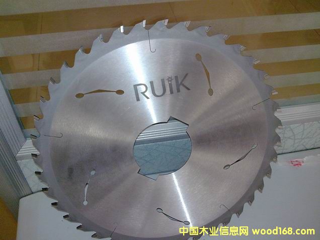 ɼľ���ö�Ƭ�Ƭ��Ԕ����B