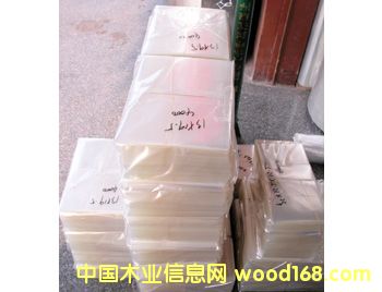 ����PETƬ�ġ�APETƬ��