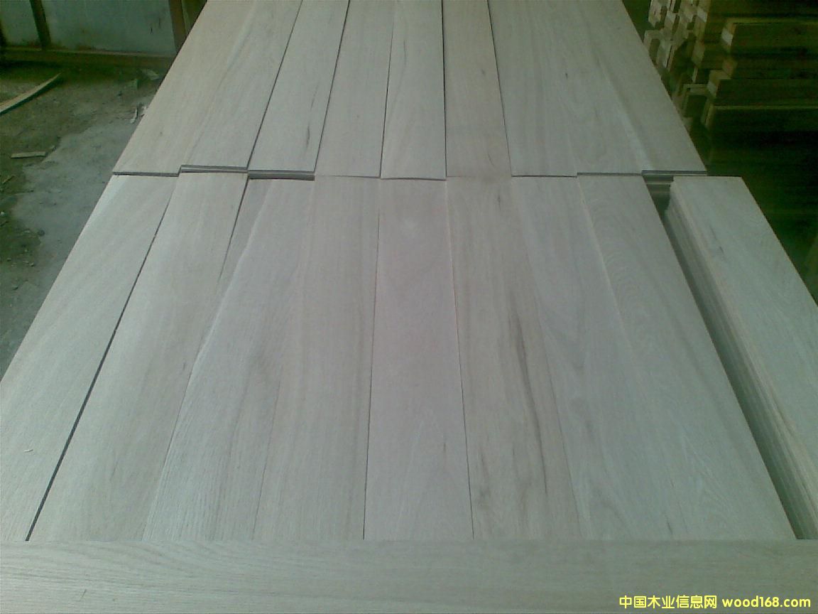 �c���鿴��ľ���4.3mmC���Ŵ�DƬ