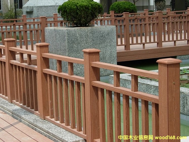 �c���鿴�ڗU���o�ڷ��ַŴ�DƬ