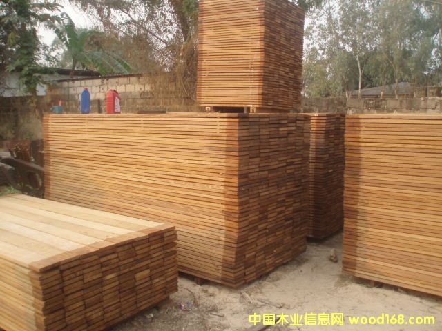 �����֌�ľ�ذ����ϵ�Ԕ����B