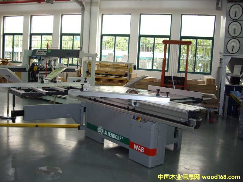 ����չ�d �� Altendorf���_�