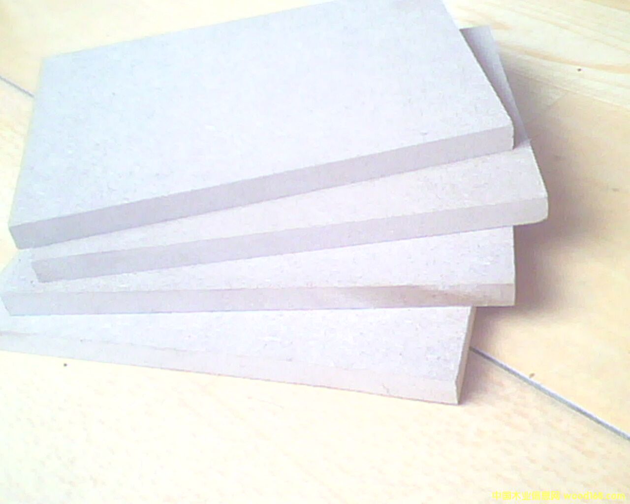 ���ܶȵذ���ģ���Ʒ����Ԕ����B