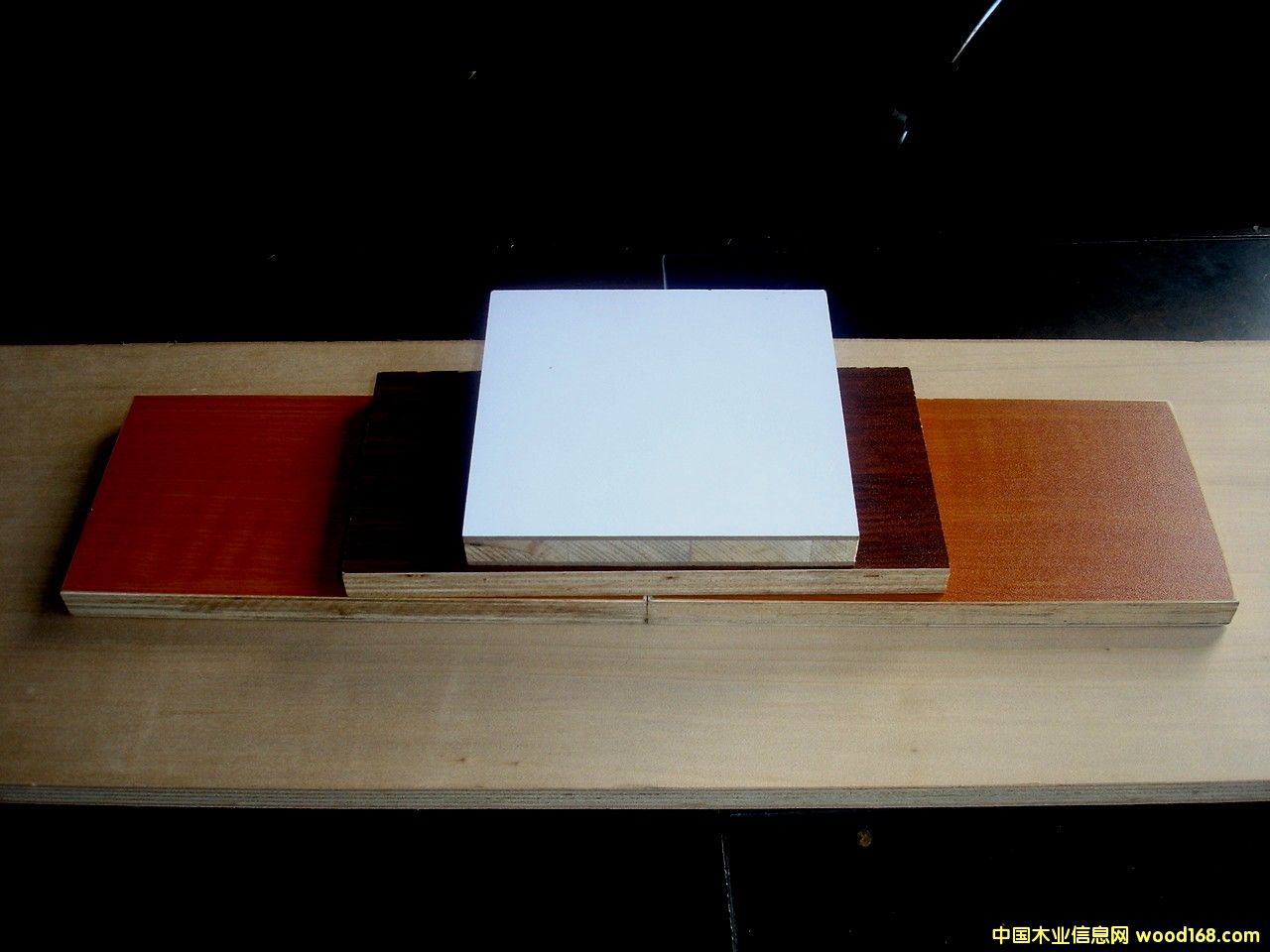 �����谷�N���Ԕ��(x��)��B