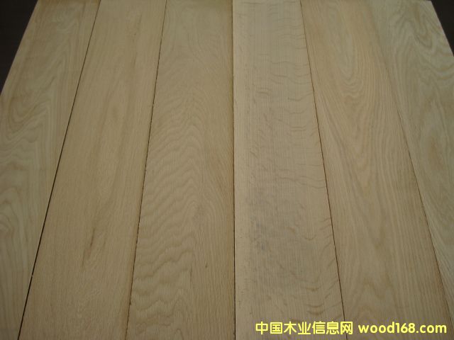 �c���鿴��ľ��Ƭ2�Ŵ�DƬ