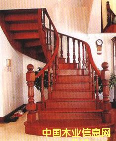 ��ľ����