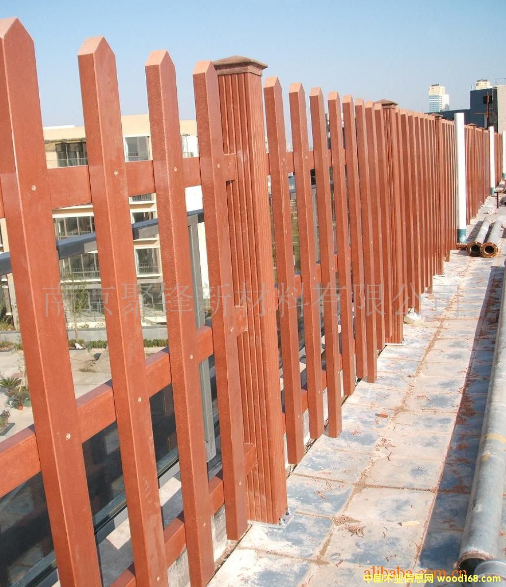 ��ľ��ľ�ܣ��řڻh��