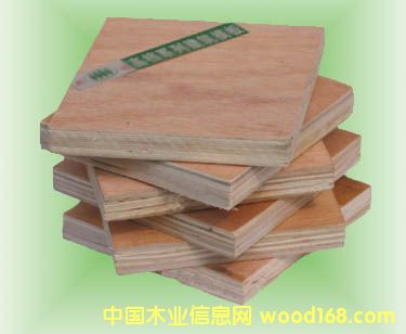 ���b�壬��������ľ�бP�����b��