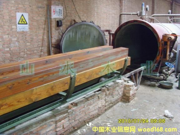 �c���鿴����ľ�Ŵ�DƬ