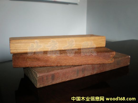 ���}���Ԕ����B