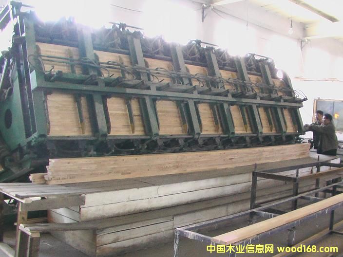 ���~����ƴ�����a(ch��n)����Ԕ��(x��)��B