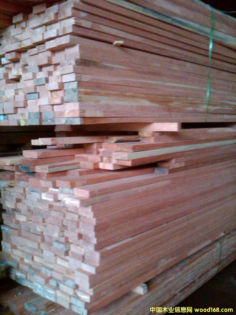 �@��ľ�ĵ�Ԕ����B