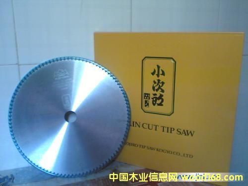 ����(y��ng)�ձ�С�����и�����Ƭ����Ԕ��(x��)��B