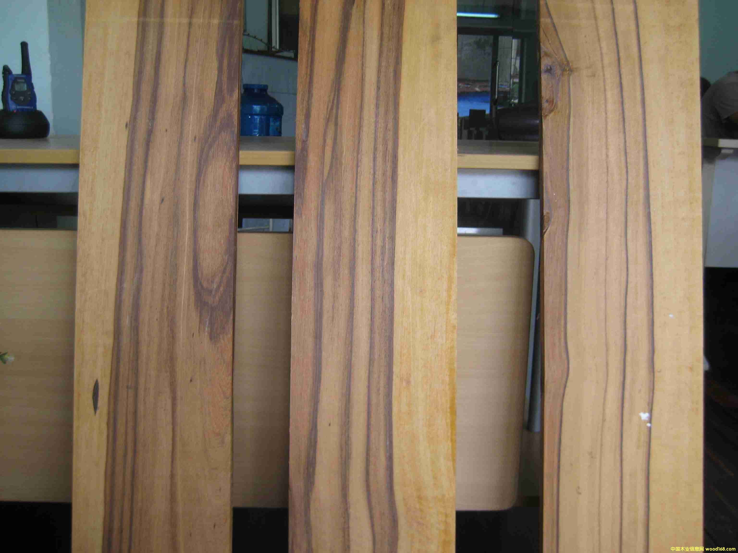 ��̴������ľ���ذ����ϵ�Ԕ��(x��)��B