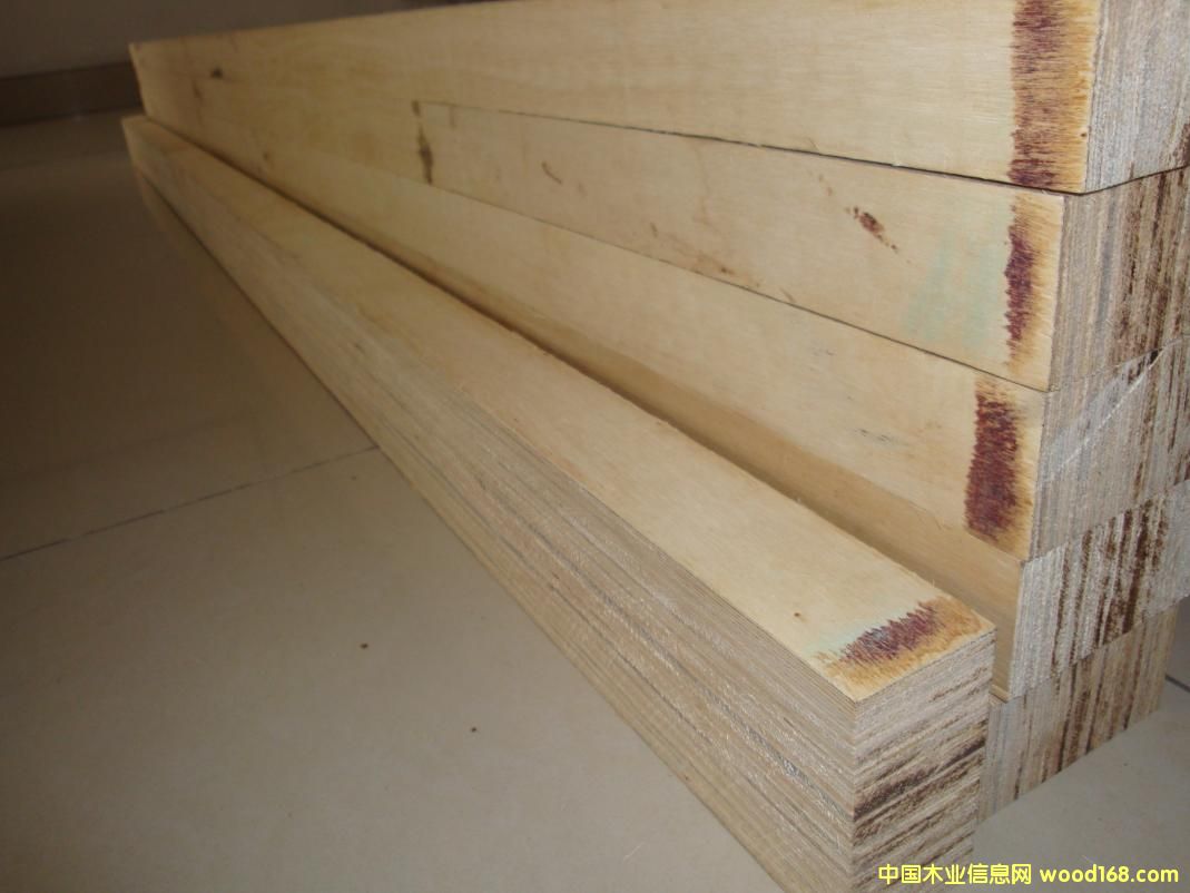 LVL �ΰ�ӷe������ľ���Ӱ壬��Ѭ�����bľ��