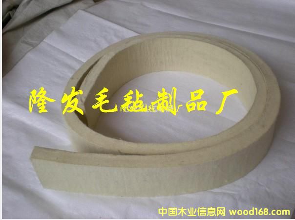 ɰ��Cë�֗l��Ԕ����B