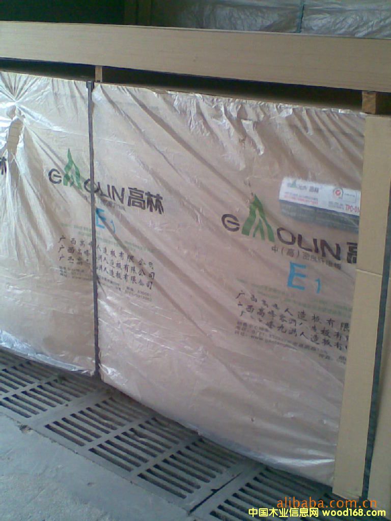 �������w��