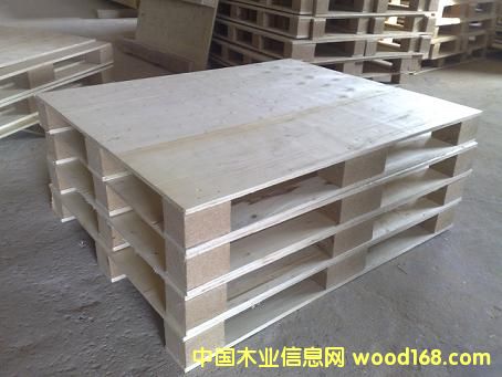 ��Ѭ�����b�䣬�бP����ľ�бP����ľ������