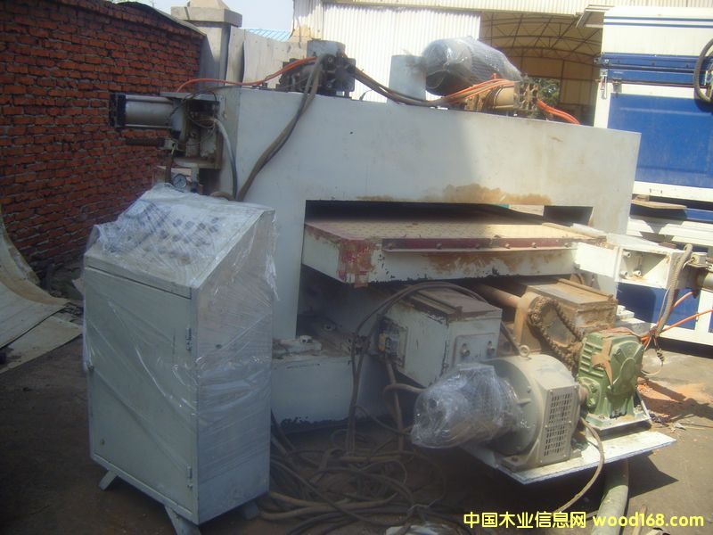 �L�z���O��