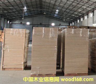 ��ľо�z�ϰ壨1220*2440*5.2mm�W������ף�