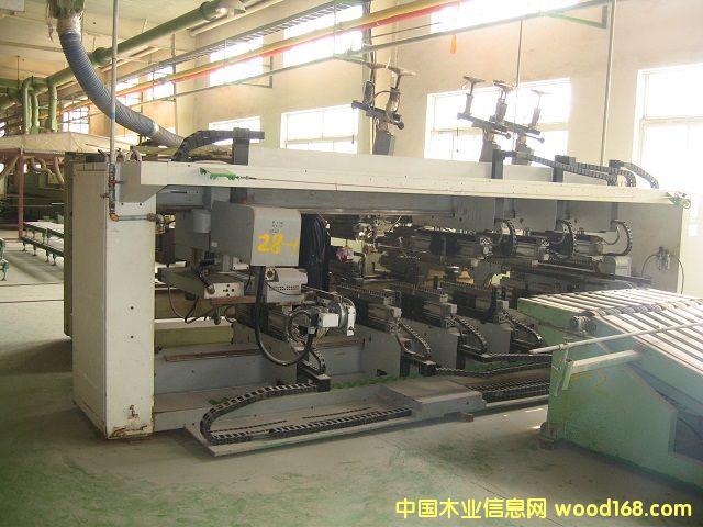 �ȁ�˹���@216�S