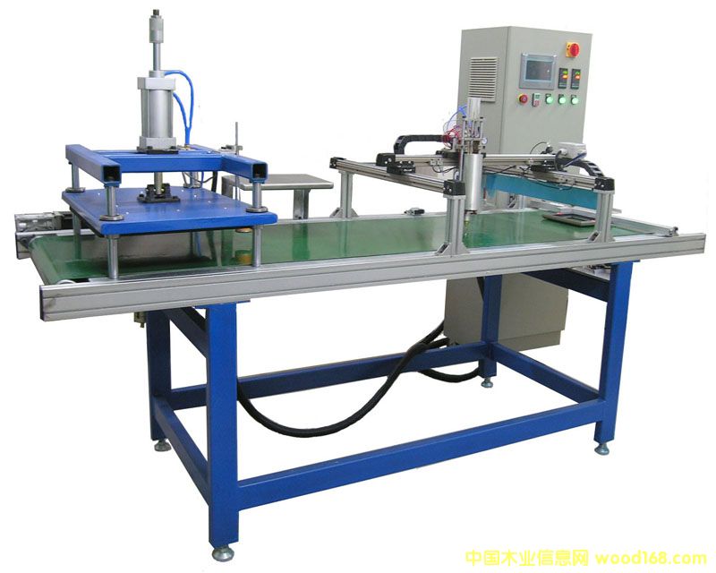 ��򱳰��Ԅ�ճ�ϙC