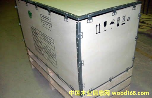 �Ϻ����t����(zh��n)���bľ��ľ�бP