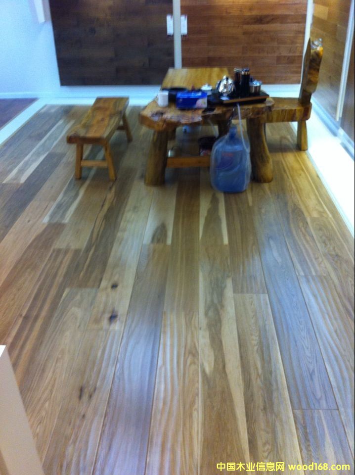 KG6117��������ľ