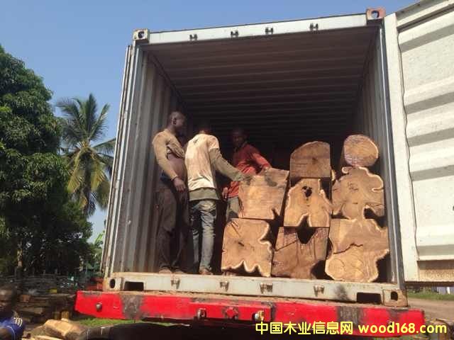 �����̴ ���ށ������Ԕ����B