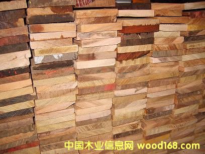 ���}���Ԕ����B