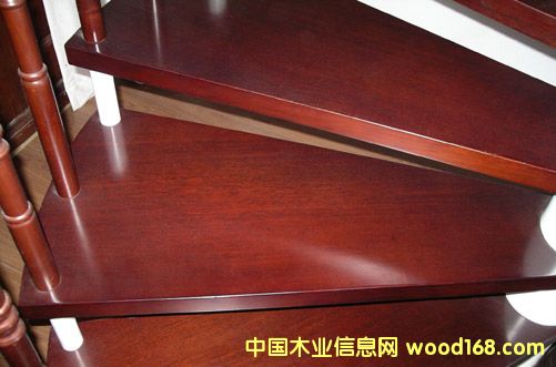 �c���鿴�L�ڹ����S������ľ���Ŵ�DƬ