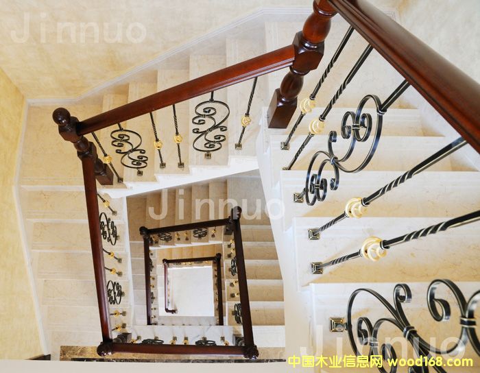 �c(di��n)���鿴�Ϻ�֔(j��n)�Z��(sh��)ľ���ݙڗU���ֵ�Ԕ��(x��)�Y��