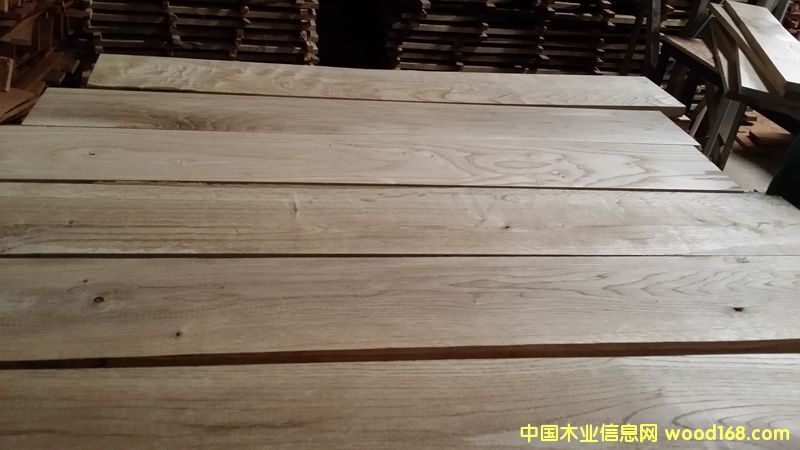 ��ľ������ľ�ذ�����