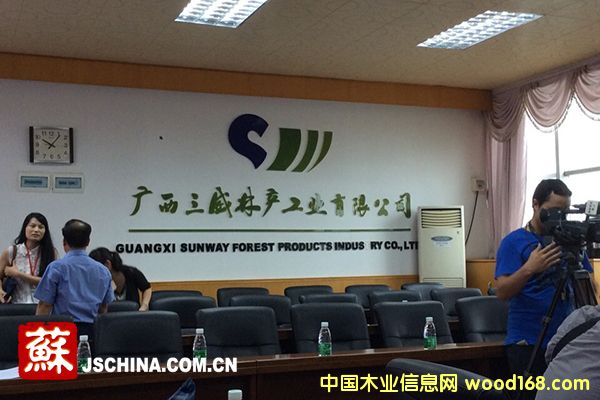 ���M�V�������֮a ��ԭ��ľ���D���Ʒľ��