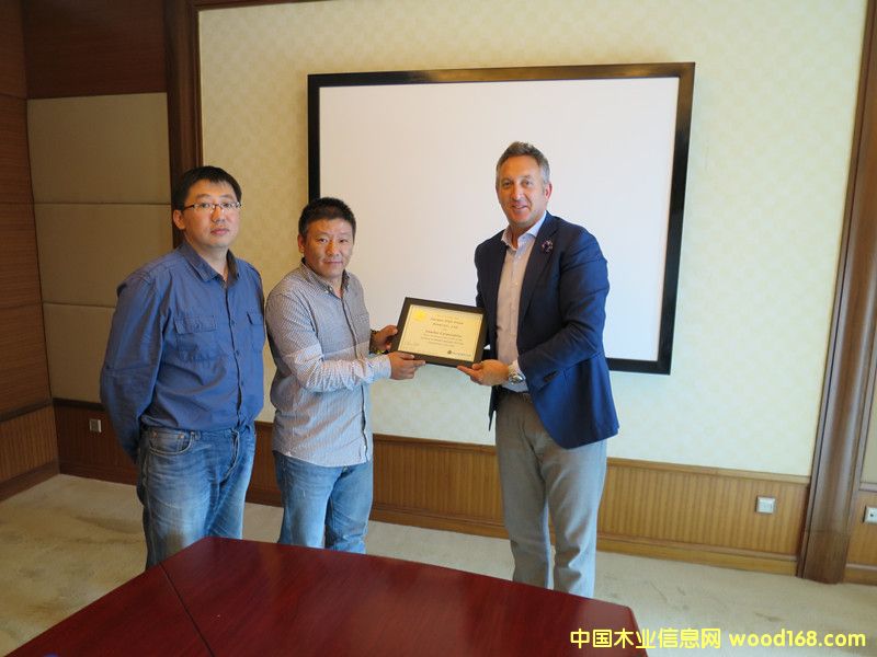 ���K�R����ɭ�c�c����Interfor�_�ɱ���ܛľ��đ��ԅf�h