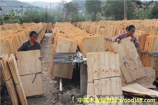 �V������ľ�ļӹ������r�������¸�