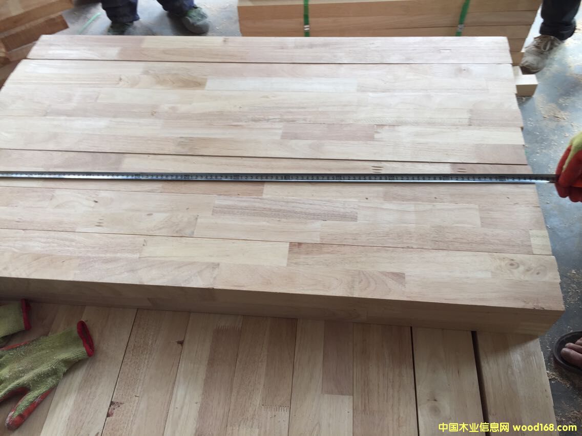 ���|��ľ���ݴ������l ̩�����zľ�ٹ��� ���zľ���ݴ����ϵ�Ԕ����B