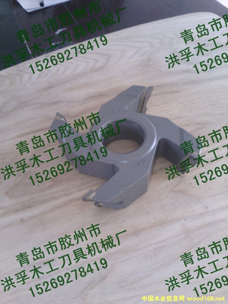 ���u���z���к���ľ�����ߙC(j��)е�S��(xi��n)�l�͵���Ԕ��(x��)��B