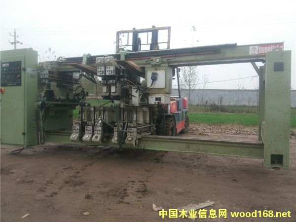 ����������@