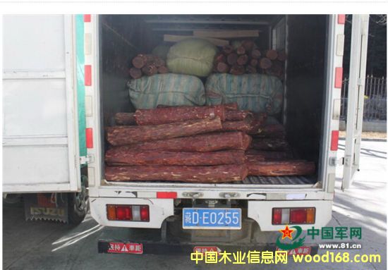 �����տ��t��˽��С�~��̴�tľ