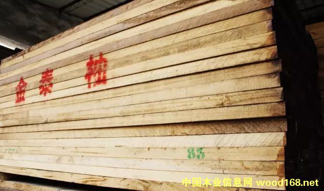 ��̩��ľ���ھGɫ�h���ĸ���ľ��