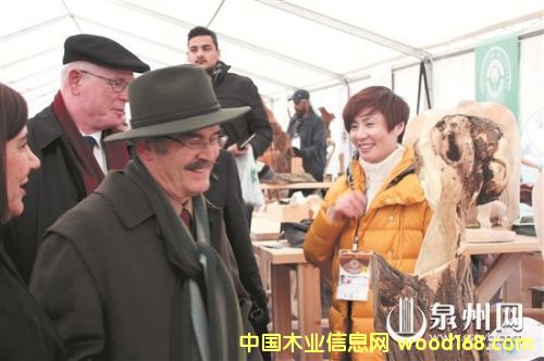 2015�����䡤����ľ���� Ȫ��Ů��̼ґ����F������